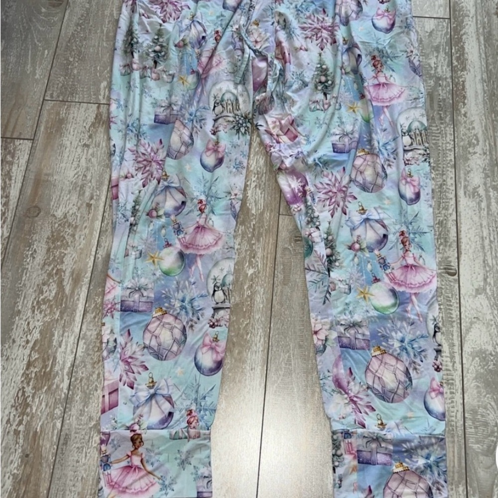 Bums and roses pajama pants ladies size extra large
